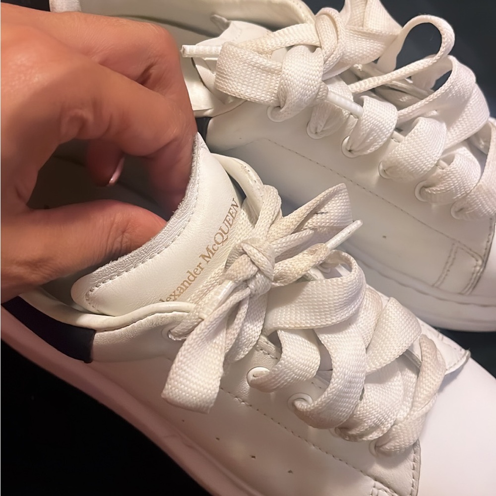 Alexander McQueen size 33 Boys